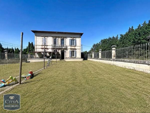 Appartement à louer 3 pièces 102.33m² Rognonas (13870)