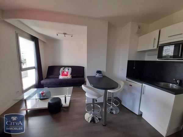 Appartement à louer 1 pièce 25.93m² Tours (37000)