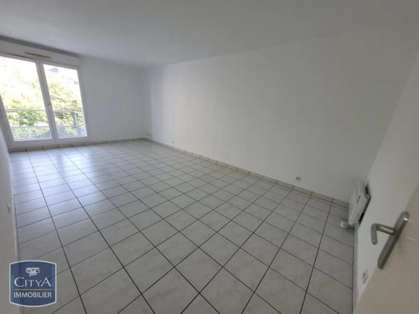 Appartement à louer 2 pièces 48.74m² Blois (41000)