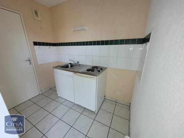 Appartement à louer 2 pièces 48.74m² Blois (41000)