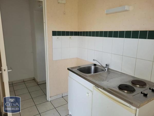 Appartement à louer 2 pièces 48.74m² Blois (41000)