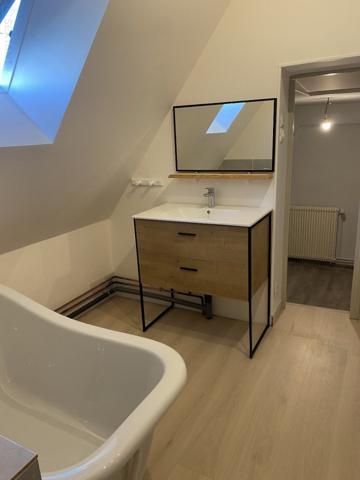 Jolie maison mitoyenne atypique