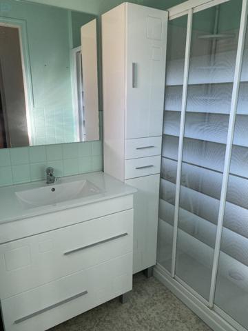 Jolie maison mitoyenne atypique