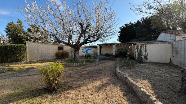 DOMPIERRE-SUR-MER MAISON PLAIN PIED 87 M² AVEC TRAVAUX  Dompierre sur mer