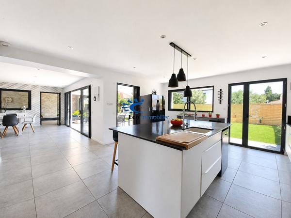 EXCLUSIVITE PERIGNY 235 M² JARDIN  Perigny