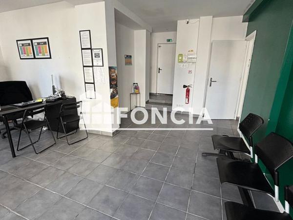 À vendre Local commercial 41 m² - Montereau-fault-yonne 77130