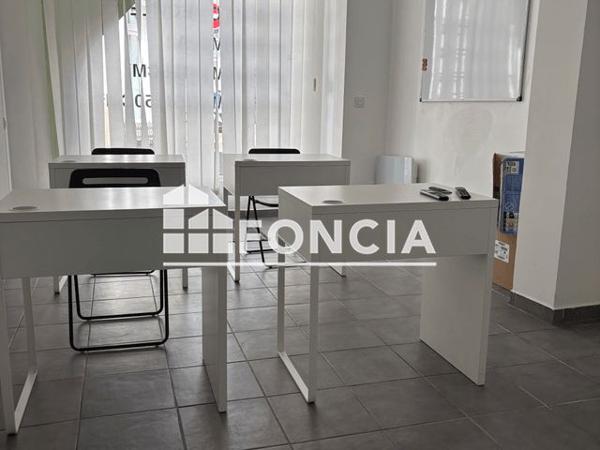 À vendre Local commercial 41 m² - Montereau-fault-yonne 77130