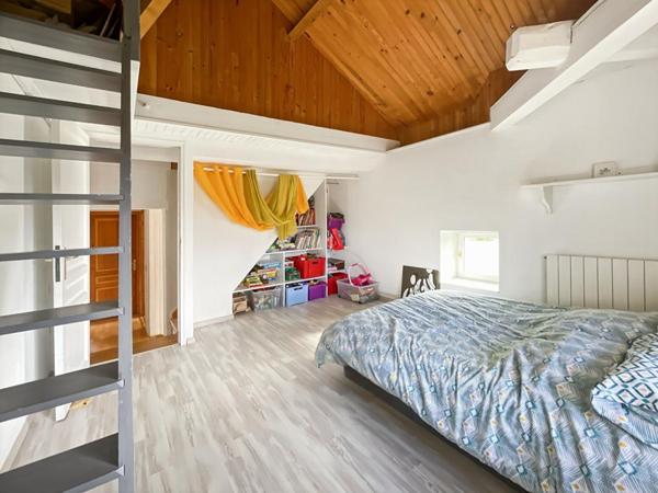 Aumont (39) - Maison - 125m2 - 4 chambres - Jardin arboré