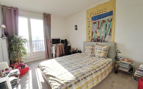 Appartement à vendre    6 pièces • 143,59 m2 Vaucresson