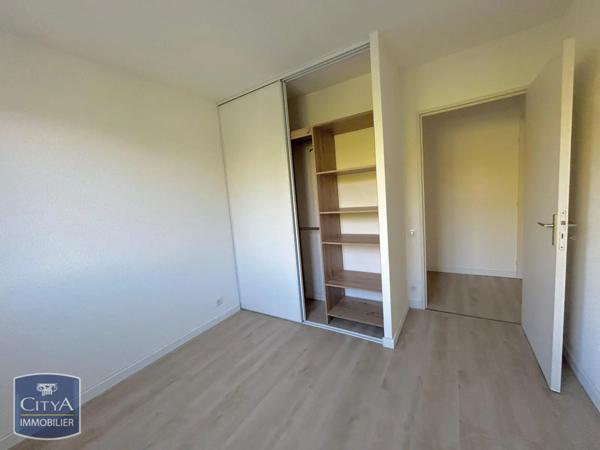 Appartement à louer 2 pièces 51.7m²