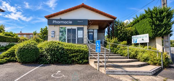 COURNON-D’AUVERGNE, 135 M², PARCELLE 580 M², EMPLACEMENT À FORTE VISIBILITÉ