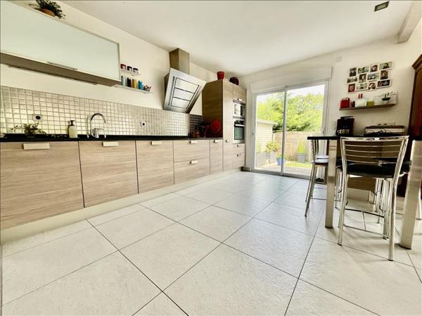 Maison à vendre |  La Chapelle-sur-Erdre |  5 pièces | 130 m²