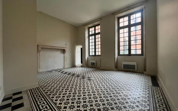 Appartement à louer    1 pièce • 33,06 m2 Mâcon