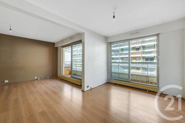 Appartement F3 à vendre  3 pièces - 66,35 m 2   PARIS  - 75019