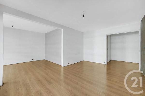 Appartement F3 à vendre  3 pièces - 66,35 m 2   PARIS  - 75019