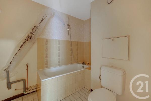 Appartement F3 à vendre  3 pièces - 66,35 m 2   PARIS  - 75019