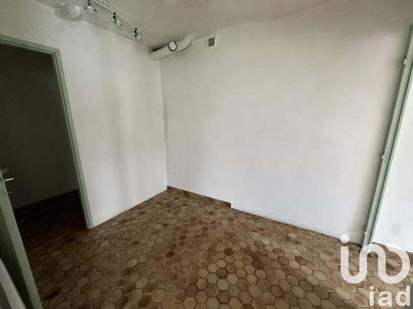 Appartement 1 pièce de 43 m² à Saint-Jean-de-Muzols (07300)
