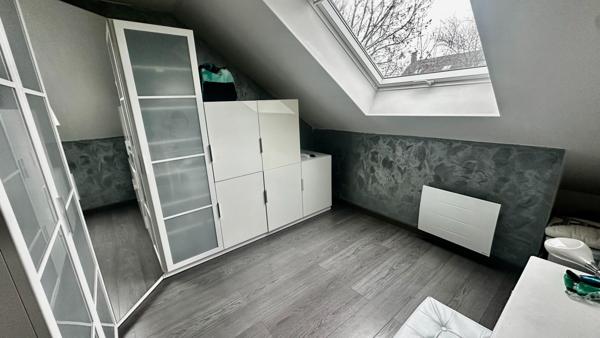 Superbe maison d'environ 215 m2 sur 891m2