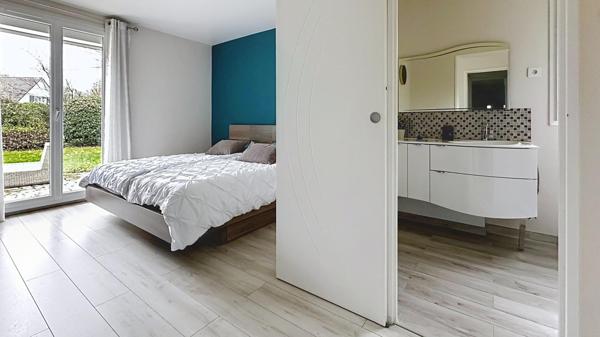 Superbe maison d'environ 215 m2 sur 891m2