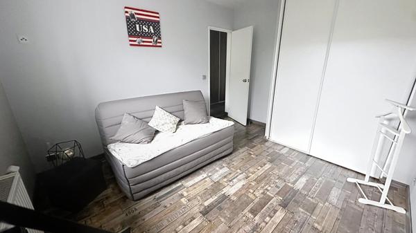 Superbe maison d'environ 215 m2 sur 891m2