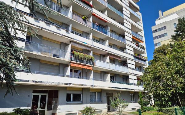 Appartement à vendre    4 pièces • 84,70 m2 Mulhouse