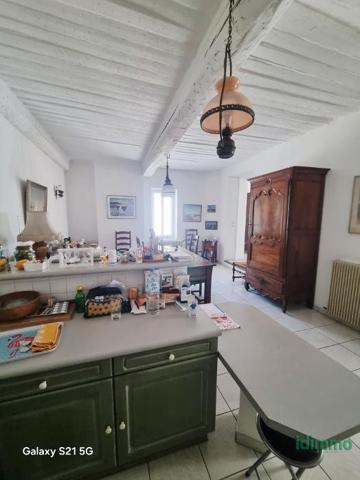 Rare Draguignan belle maison de ville F3/4 107m² terrasse véranda 2 garages caves 267000€ dpe d Draguignan (83300)