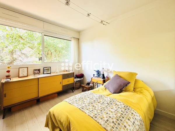 Appartement
         4 pièces
        - 85 m² Exclusivité 450 000 € *