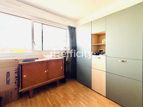 Appartement
         4 pièces
        - 85 m² Exclusivité 450 000 € *