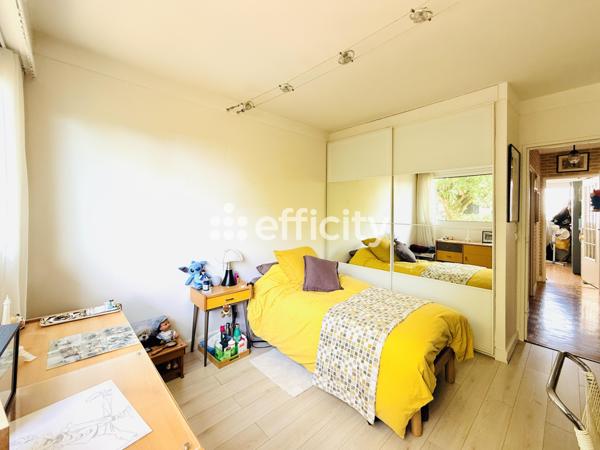 Appartement
         4 pièces
        - 85 m² Exclusivité 450 000 € *