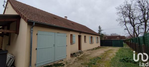 Maison traditionnelle 5 pièces de 101 m² à Chabris (36210)