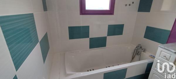 Maison traditionnelle 5 pièces de 101 m² à Chabris (36210)