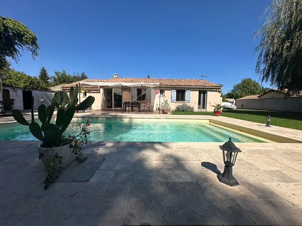 A VENDRE  83470 SAINT  MAXIMIN MAISON PLAIN PIED TYPE 5  DE 133 m² SUR 1341 DE JARDIN STUDIO INDEPENDANT, PISCINE, CARPORT
