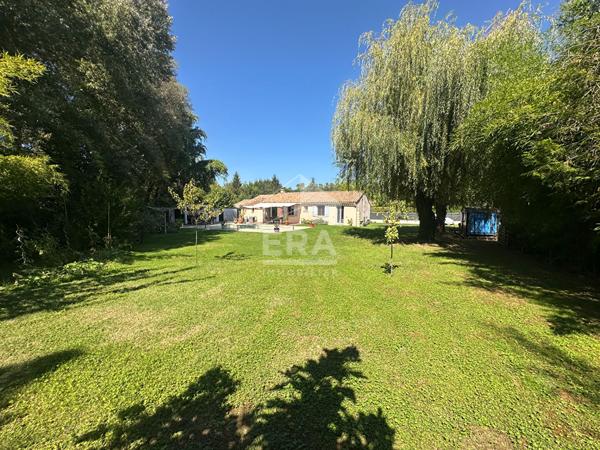 A VENDRE  83470 SAINT  MAXIMIN MAISON PLAIN PIED TYPE 5  DE 133 m² SUR 1341 DE JARDIN STUDIO INDEPENDANT, PISCINE, CARPORT