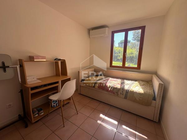 A VENDRE  83470 SAINT  MAXIMIN MAISON PLAIN PIED TYPE 5  DE 133 m² SUR 1341 DE JARDIN STUDIO INDEPENDANT, PISCINE, CARPORT