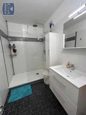 Appartement à louer 1 pièce 33.91m²