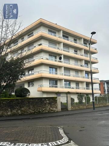 Appartement à louer 1 pièce 33.91m²