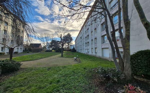 Appartement à vendre    2 pièces • 51,75 m2 Poissy