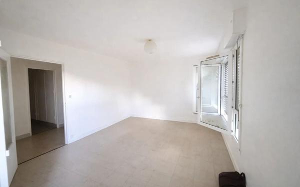 Appartement à vendre    2 pièces • 51,75 m2 Poissy