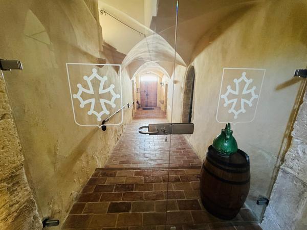 Propriété historique avec jardin et caves