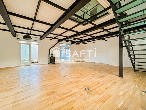 Magnifique Loft avec très grande pièce à vivre