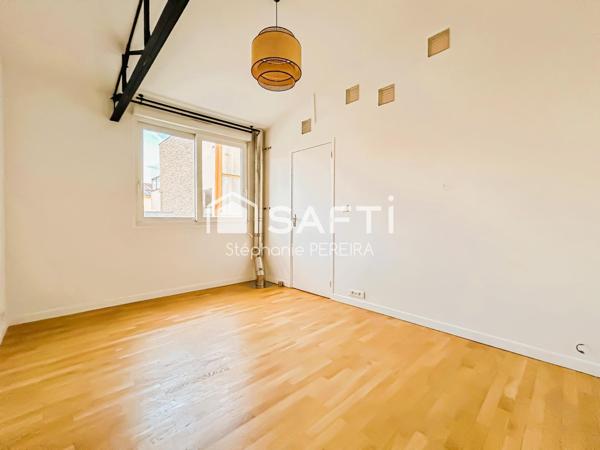 Magnifique Loft avec très grande pièce à vivre