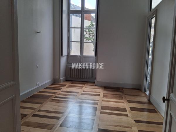 Très bel appartement,186m², 7 pièces, excellent état, à proximité de la cathédrale de Rennes