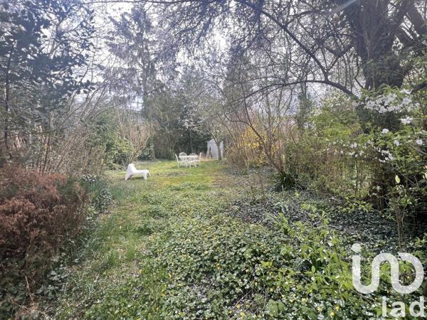 Maison 6 pièces de 111 m² à Savigny-le-Temple (77176)