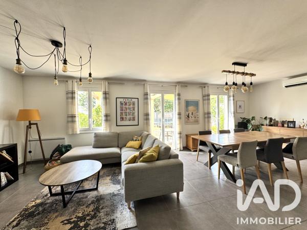 Maison à vendre 5 pièces 140 m² Jonquières-Saint-Vincent