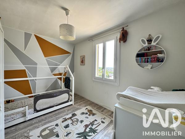 Maison à vendre 5 pièces 140 m² Jonquières-Saint-Vincent