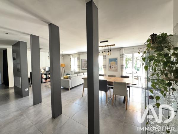 Maison à vendre 5 pièces 140 m² Jonquières-Saint-Vincent
