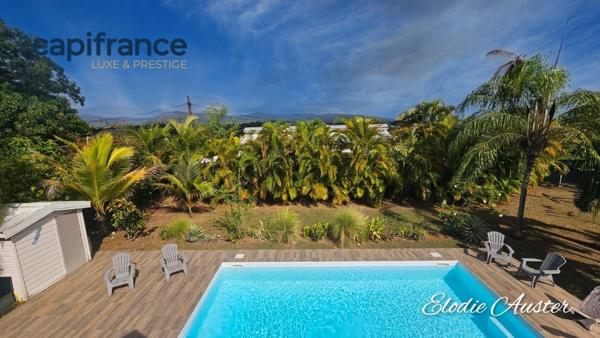 Villa T6 pièces Piscine et Grand jardin arboré  BAIE MAHAULT (971)