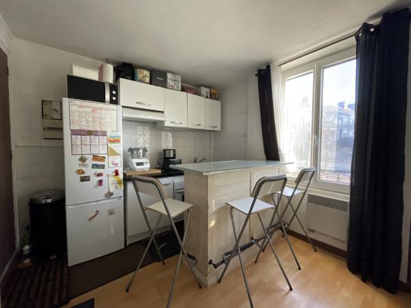 Briis-sous-Forges (91640) Studio avec cave voûtée en centre-ville