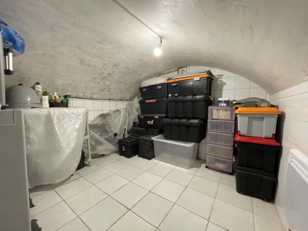 Briis-sous-Forges (91640) Studio avec cave voûtée en centre-ville