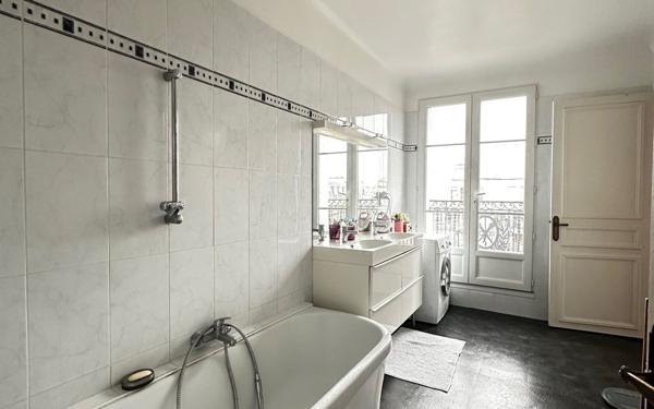 Appartement à louer    5 pièces • 141 m2 Paris 13